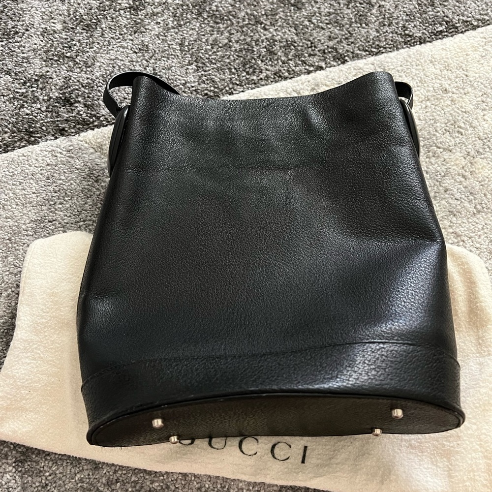 SOLD✅Gucci Bucket Shoulder Bag